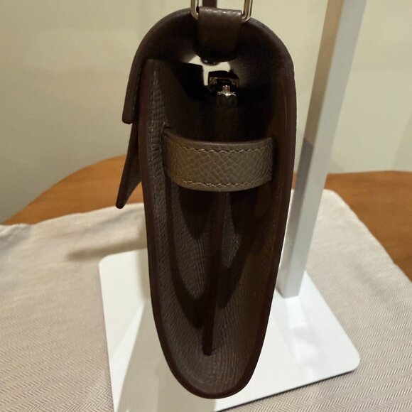 Hermes Kelly To Go Epsom Etoupe Silver Hardware - Picture 12 of 15